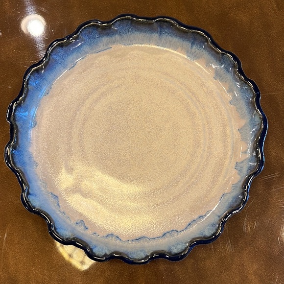 Pigeon River Pottery Pie Plate Signed Blue Cream Oven Safe Excellent Condition - Picture 2 of 13